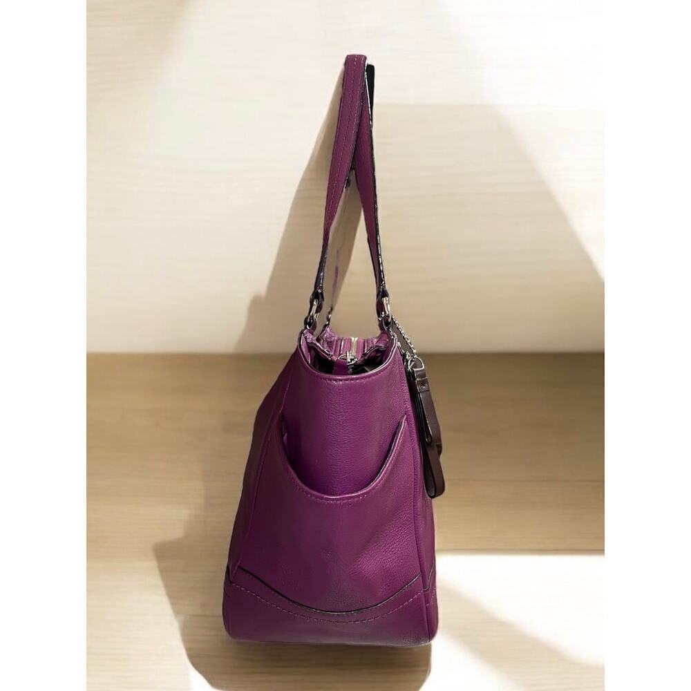 Coach F23284 Park Leather Carrie Tote Bag - Picture 3 of 12